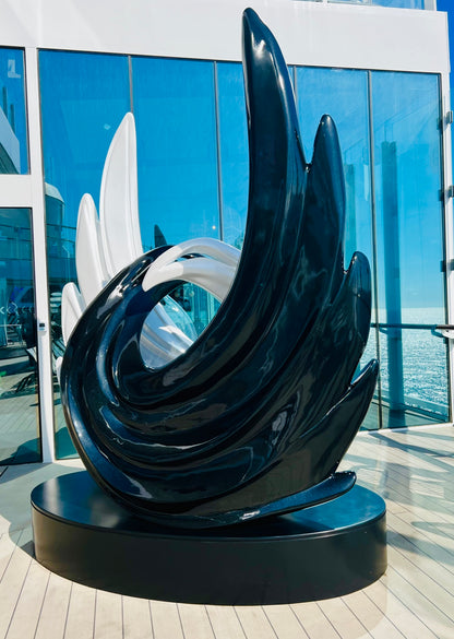 Size (sculpture + base) : H 10”x W 7” x 4” D
 Weight: 560 lb
 Medium: Painted FiberGlass/ Stainless Steel base
 Year: 2021